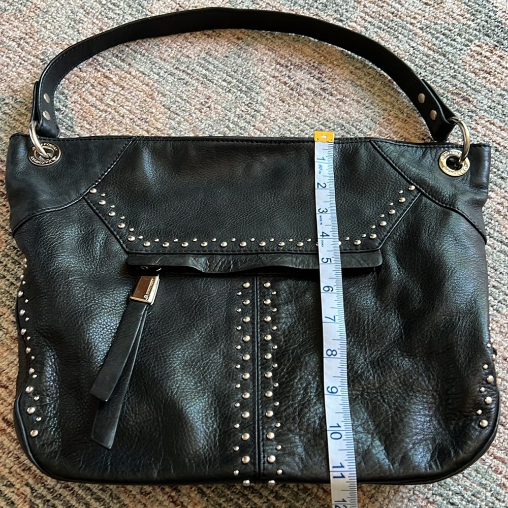 B. Makowski studded black leather shoulder bag - Picture 16 of 17